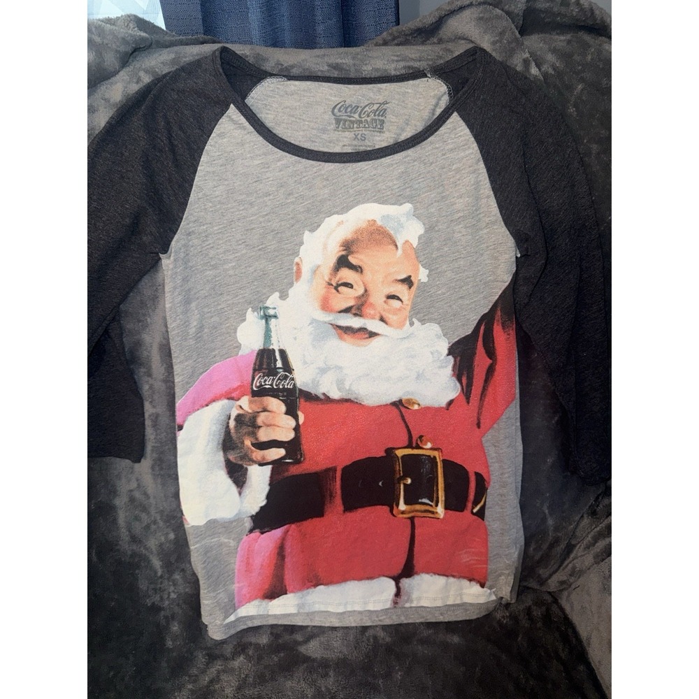 Coca Cola Classic Christmas VTG Santa Baseball Jersey Style Shirt EUC Women's XS